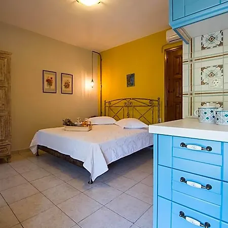 Sofia's House 4*